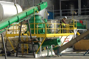 鉆井廢棄物處理系統